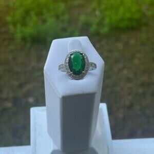 GREEN MARQUISE BRIDAL RING​